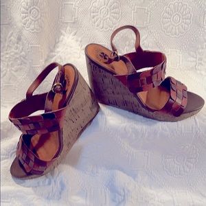 Lucky Brand Retro Sandals